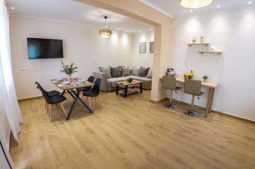 Vrontados House | Mastiha Luxury Suites