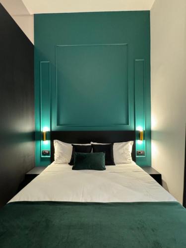 Materdei House | Materdei Emerald Rooms