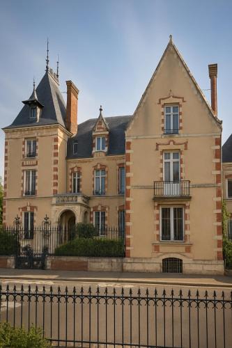 Chartres House | Maunoury Citybreak