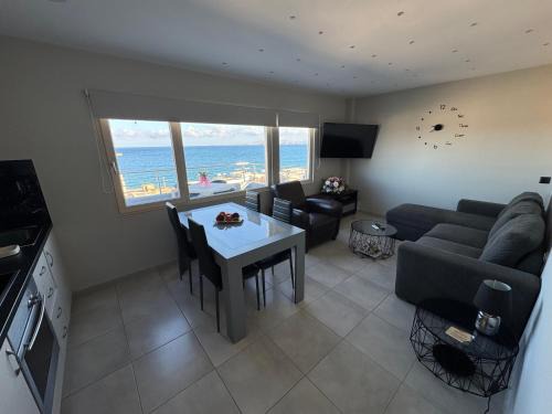 Nea Alikarnassos Apartment | MAXIM APARTMENT
