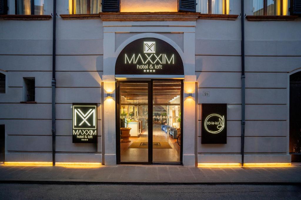 Ferrara Historic Centre Hotel | Maxxim Hotel & Loft