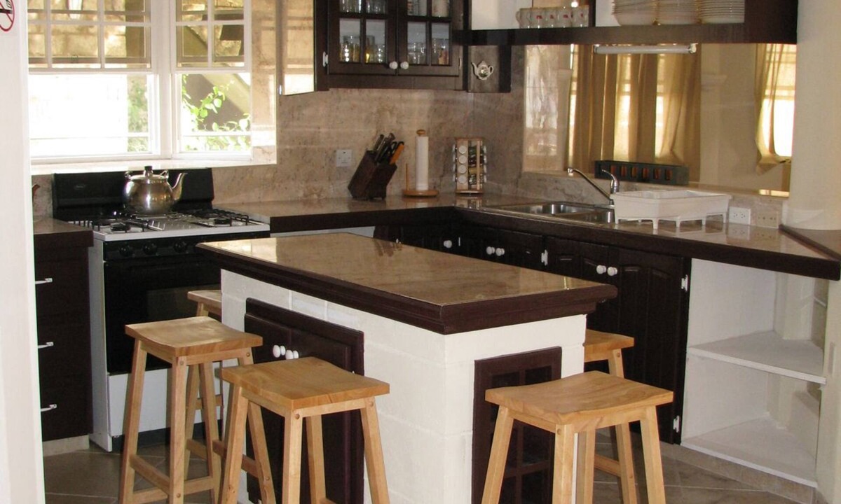 Welches Villa | Maya's Bajan Villas - Unit B