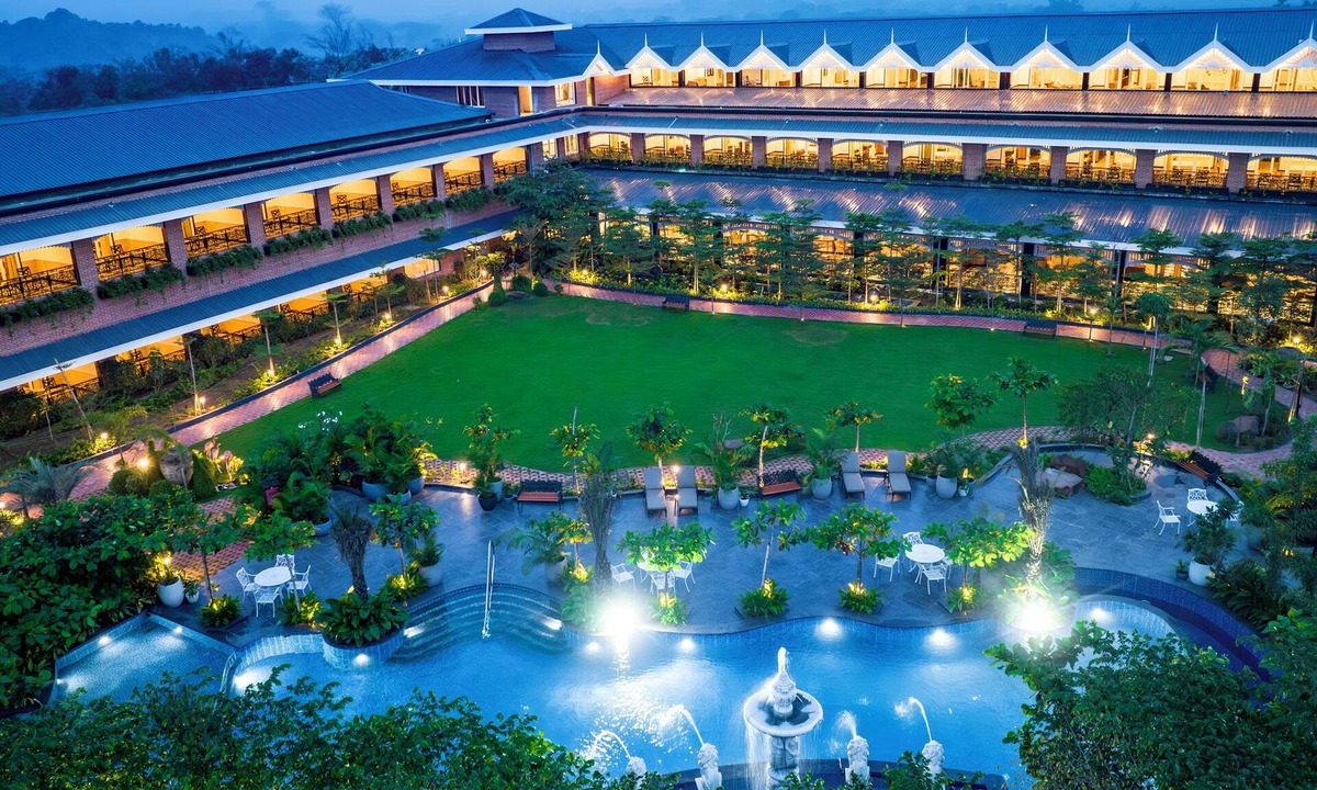 Jharsuguda Hotel | Mayfair Oasis Resort & Convention