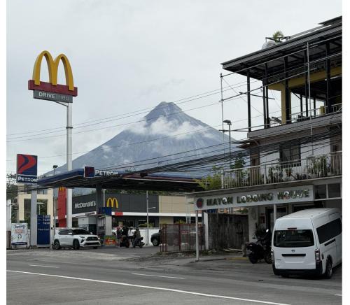 Daraga Hotel | Mayon Lodging House