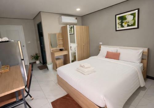 Choeng Thale Hotel | MBB House