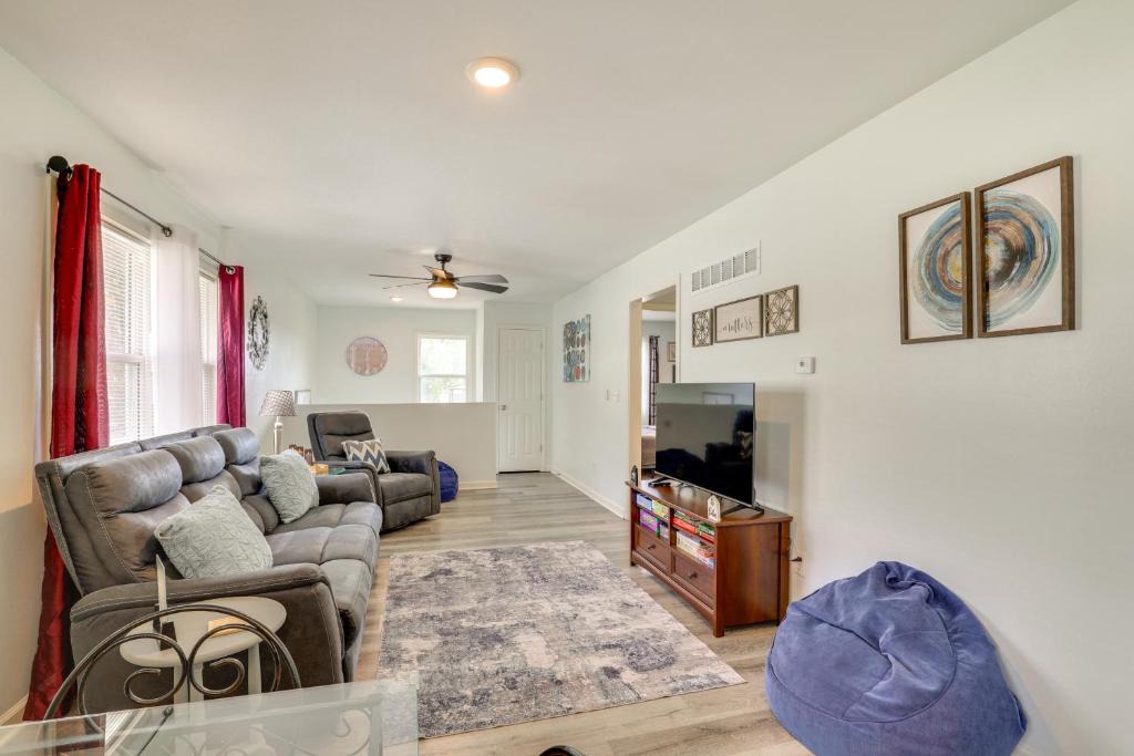 Independence Apartment | 'McBride Cul-De-Sac' Quiet Apt for Extended Stays