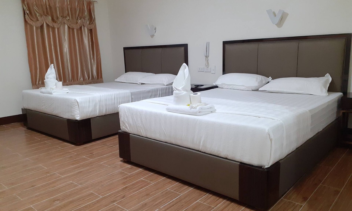 Ilagan Hotel | Meaco Royal Hotel - Ilagan