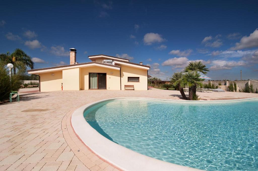 Melissano Villa | Meadow Luxury Villa