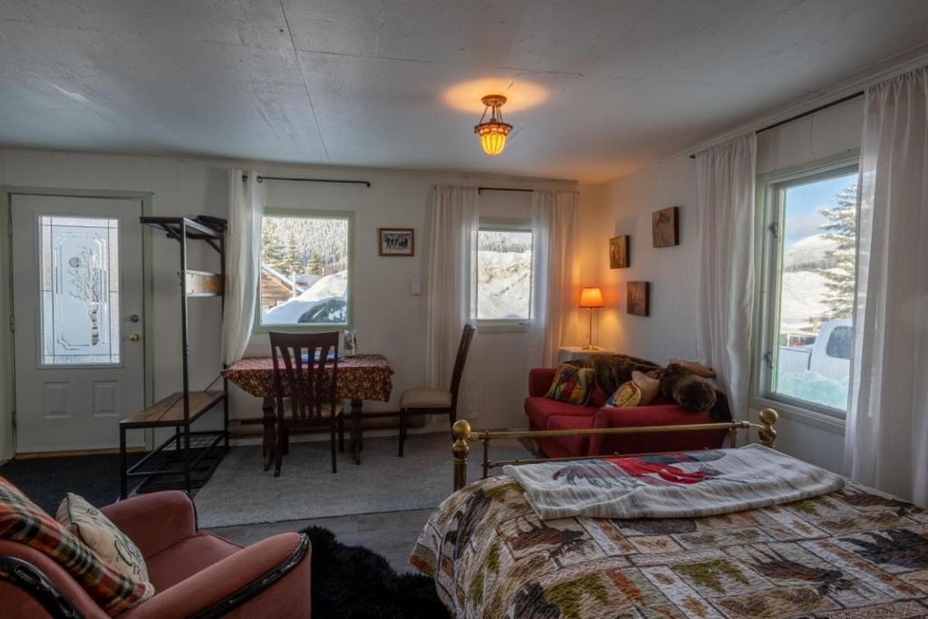 Wells Hotel | Meadow Suites in Wells