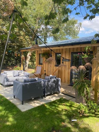 Dunnington House | Meadows Lodge