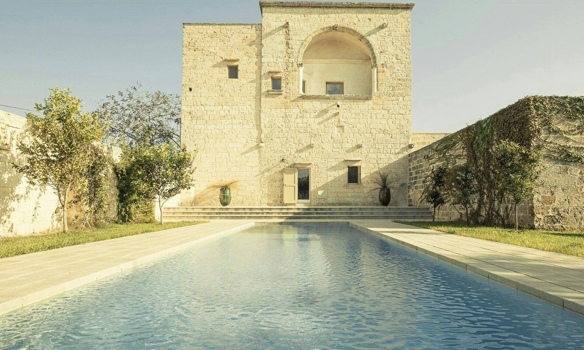 Galatone House | Medieval tower villa with pool in Salento