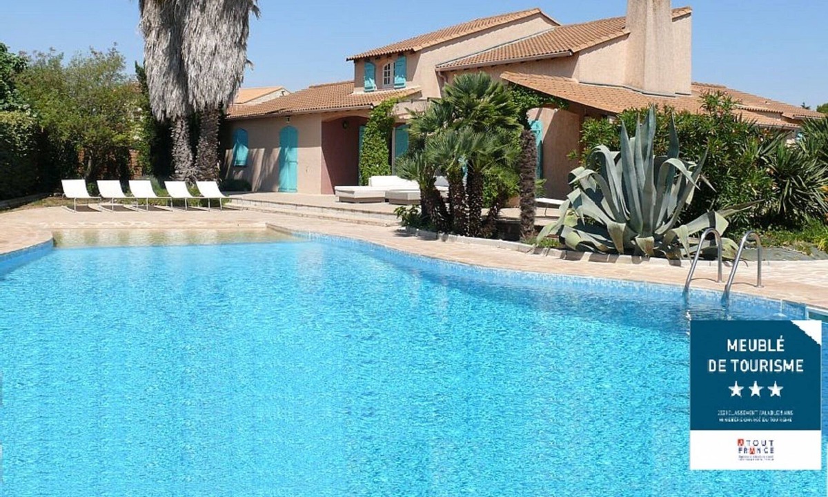 Marseillan Plage Villa | Mediterranean 🌴 Chic Provençal Villa 🌞 Heated XXL Pool 🐶 Dogs welcome !