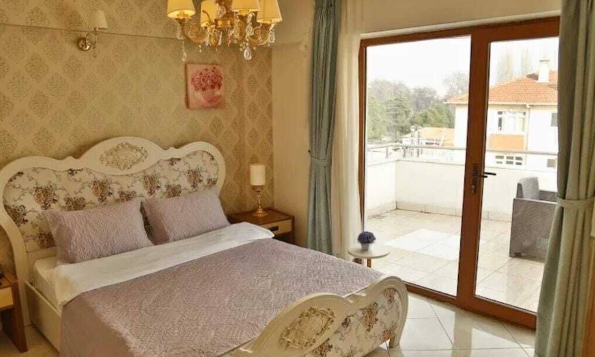 Golcuk Hotel | Melin Otel