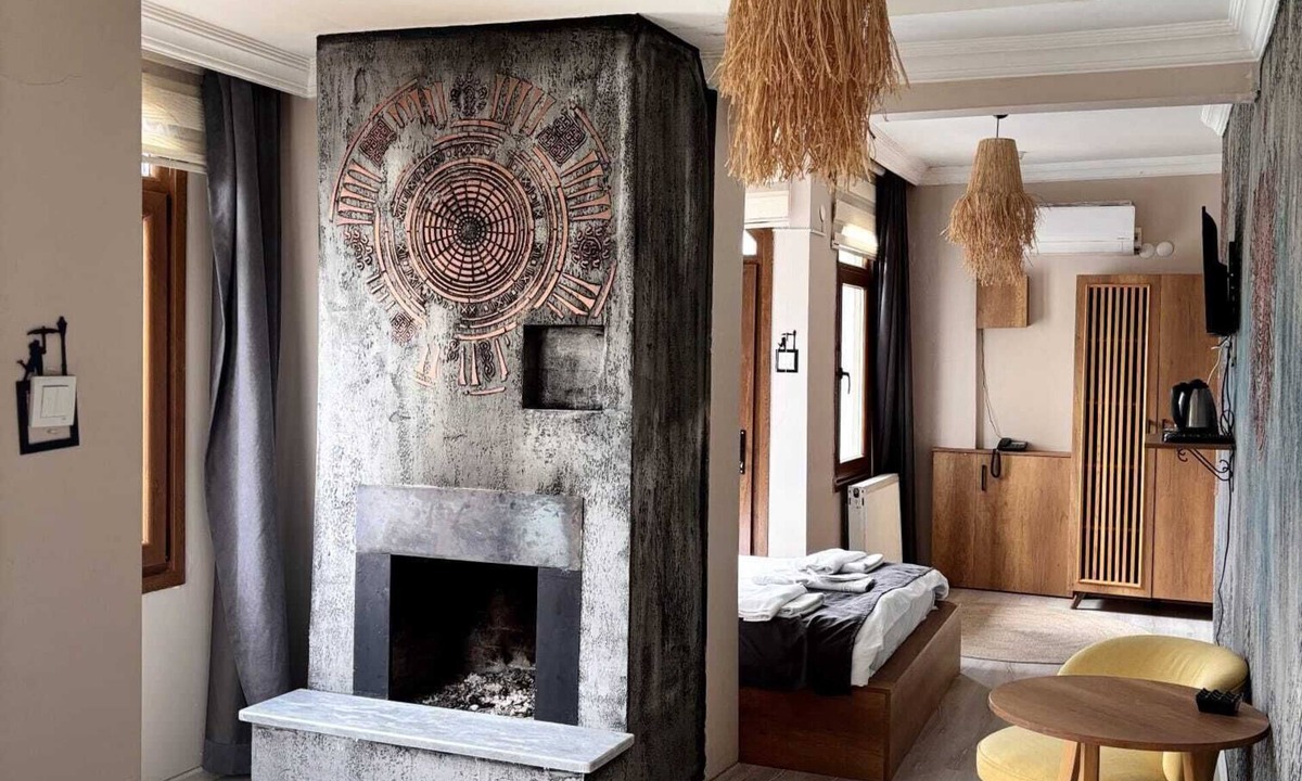 Agva Hotel | Mell's River
