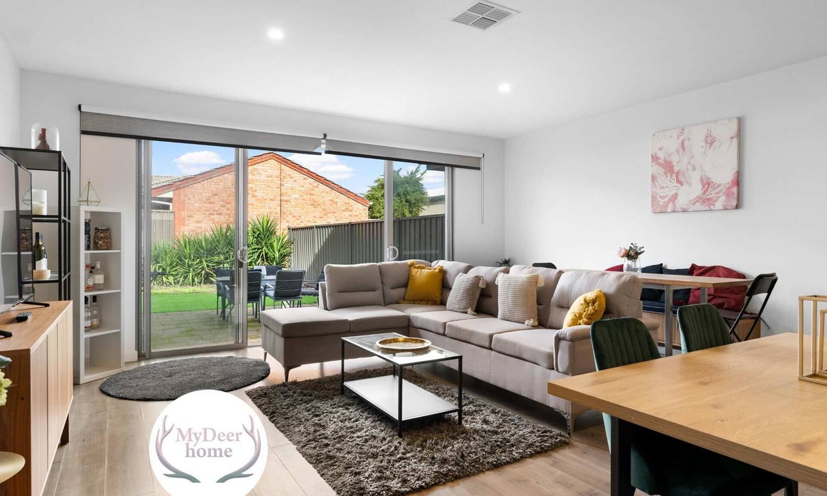 Plympton House | Mellow&Modernized Townhouse-3Beds-Quiet-Anzac Hwy