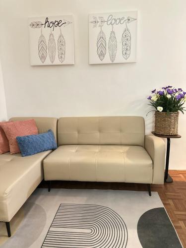Naic House | Mellow Place Staycation