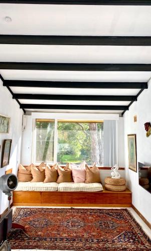 Budgewoi Villa | MELLOW TREES Lake front studio with sauna