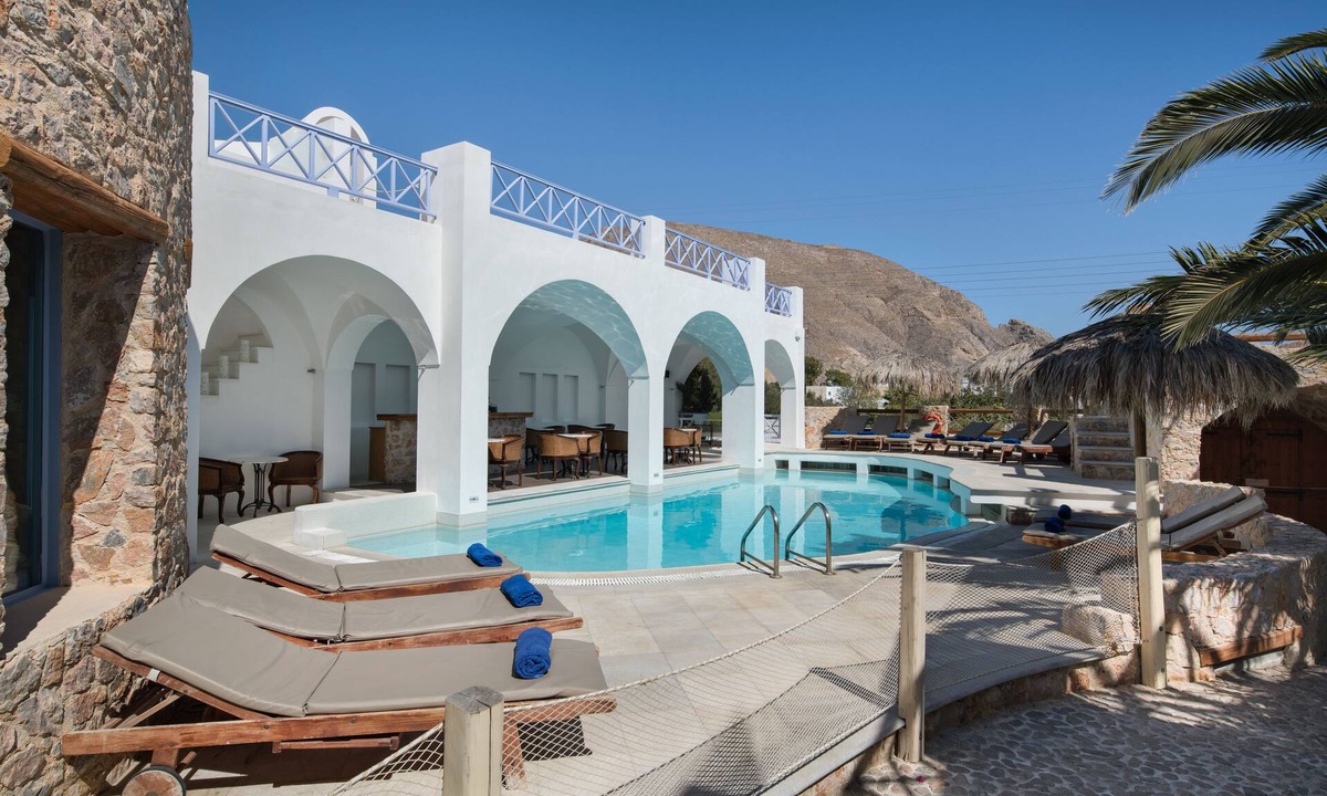 Perissa Apartment | Meltemi Suites