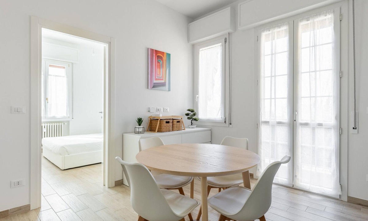 Province of Bologna Apartment | Menganti White Apartment by Wonderful Italy