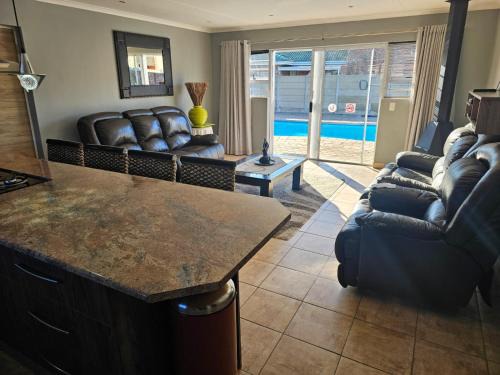 George Apartment | Menza Self-Catering