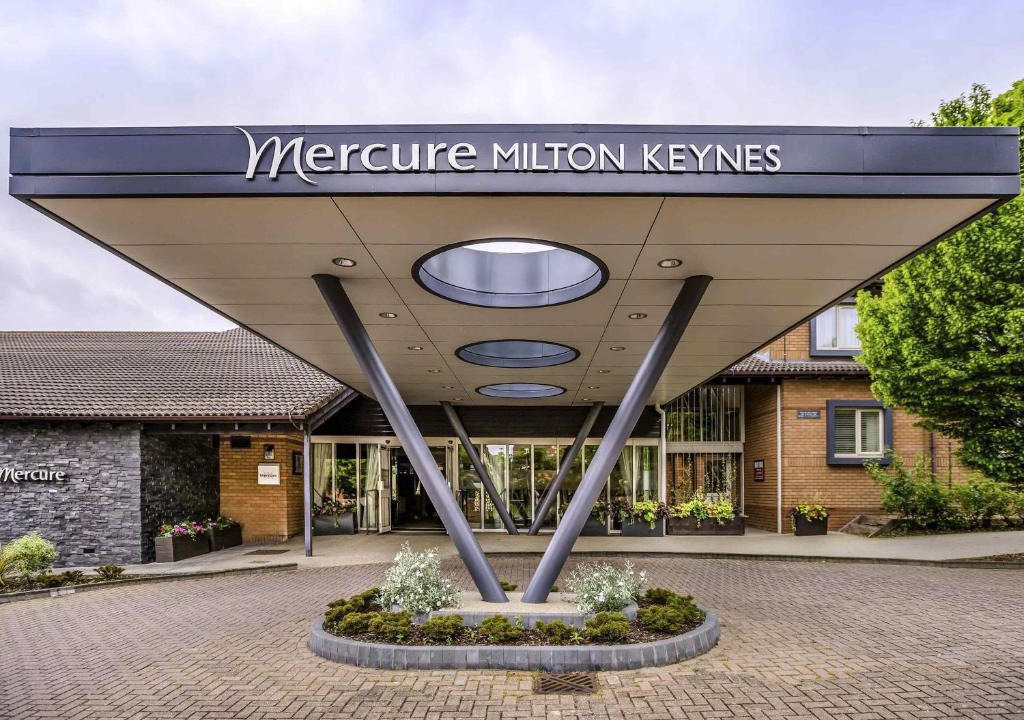 Two Mile Ash Hotel | Mercure Milton Keynes Hotel
