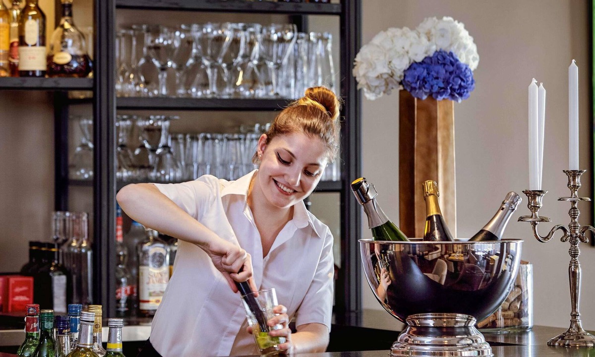 Saint-Cloud Hotel | Mercure Paris Saint Cloud Hippodrome