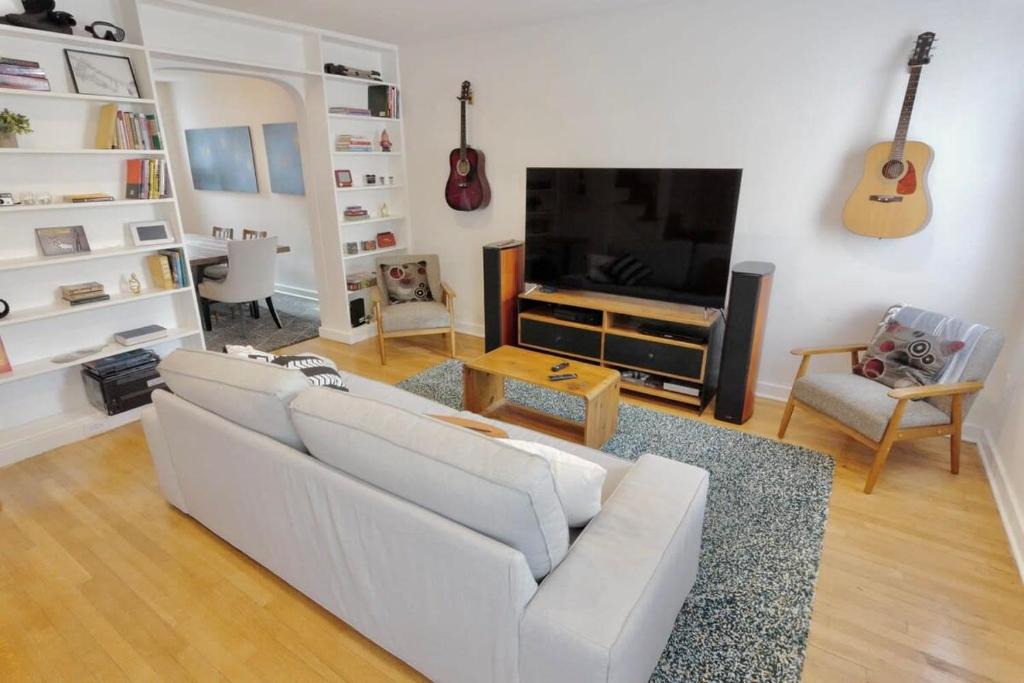 Mount Pleasant House | Meridian Row
