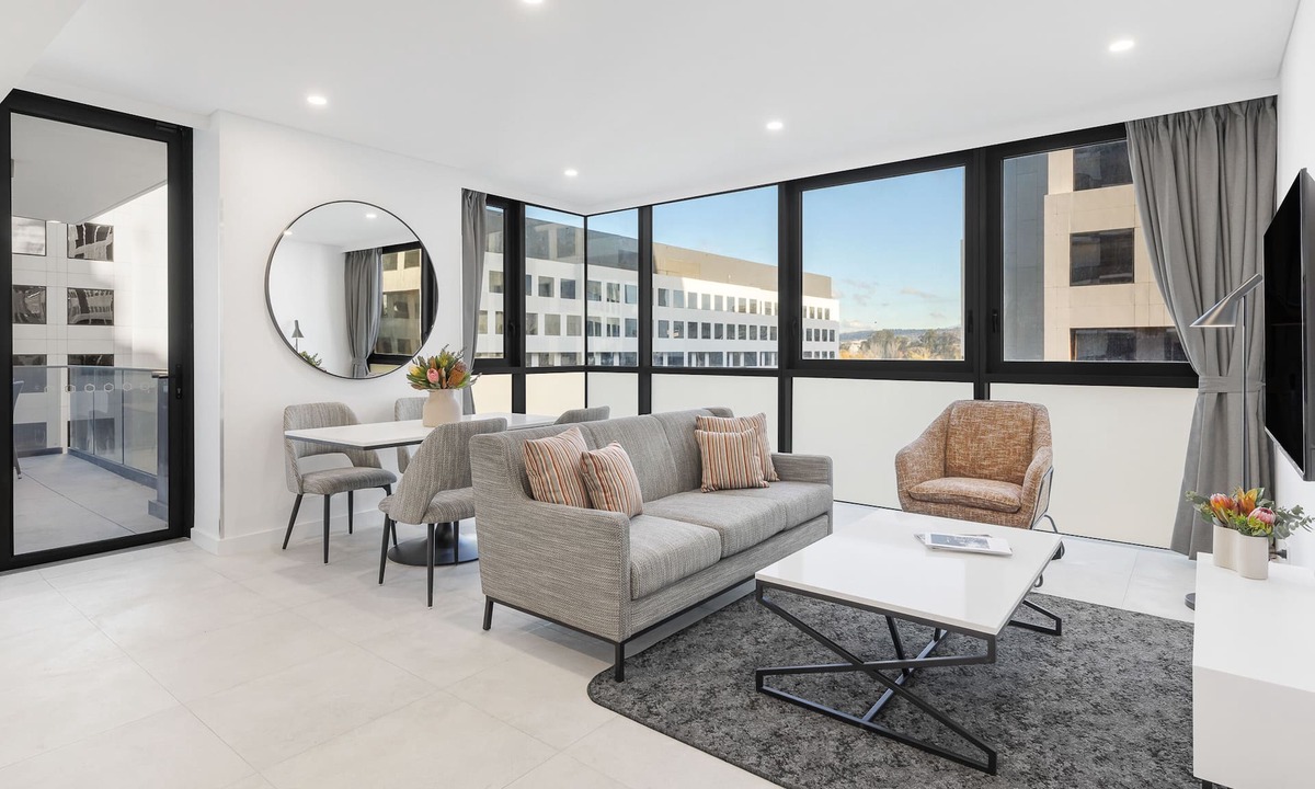 City East Apartment | Meriton Suites Canberra