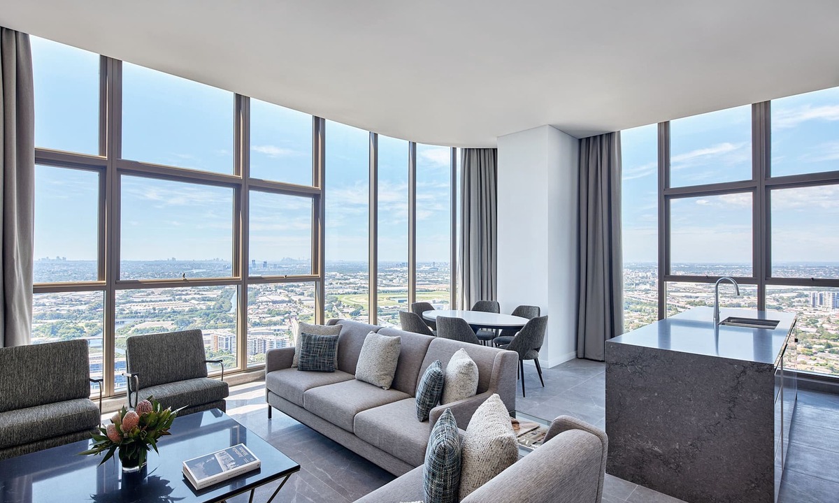 Parramatta Hotel | Meriton Suites George Street, Parramatta