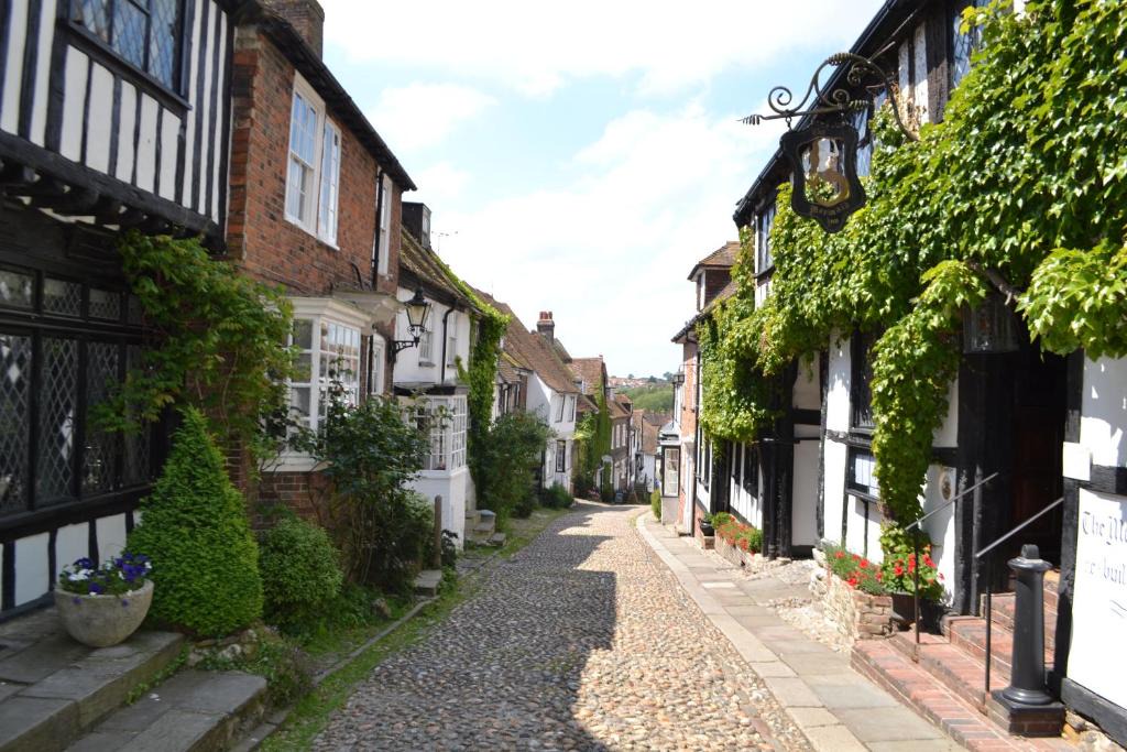 Rye Hotel | Mermaid Inn