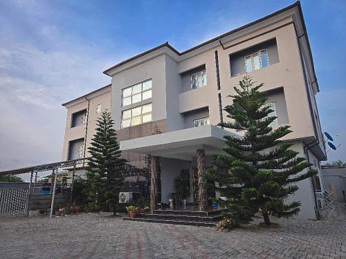 Lekki Hotel | Merrigold Resorts