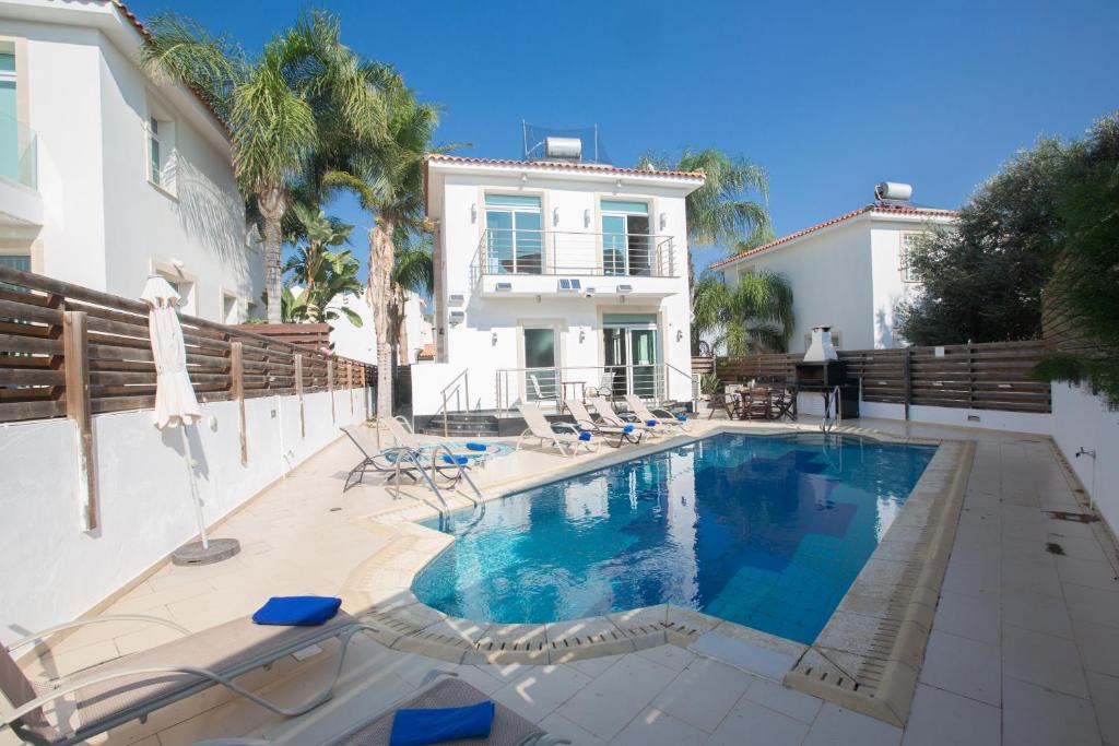 Protaras Villa | Mesogeios Villa 2