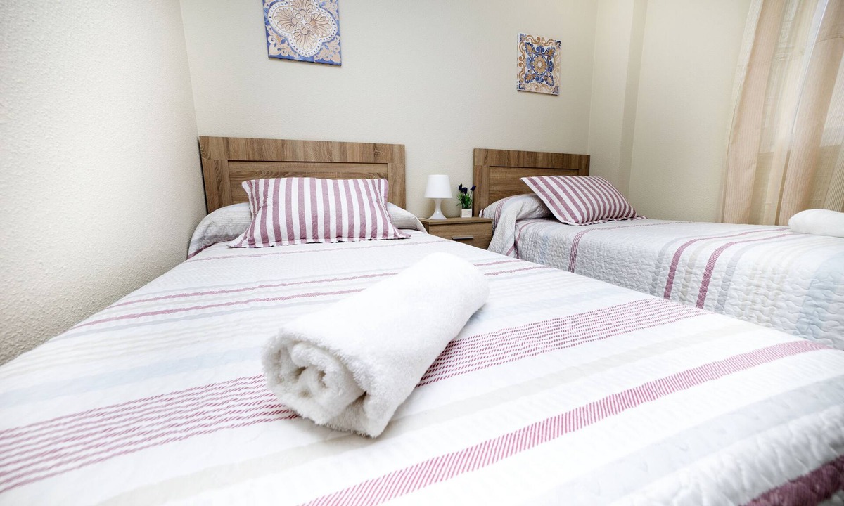 Jaen House | MESONES-CENTRAL ACCOMMODATION WITH PARKING