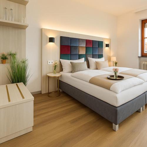 Altenfurt Hotel | Messehotel Daucher A9 Autobahn 24h Self-Check-in