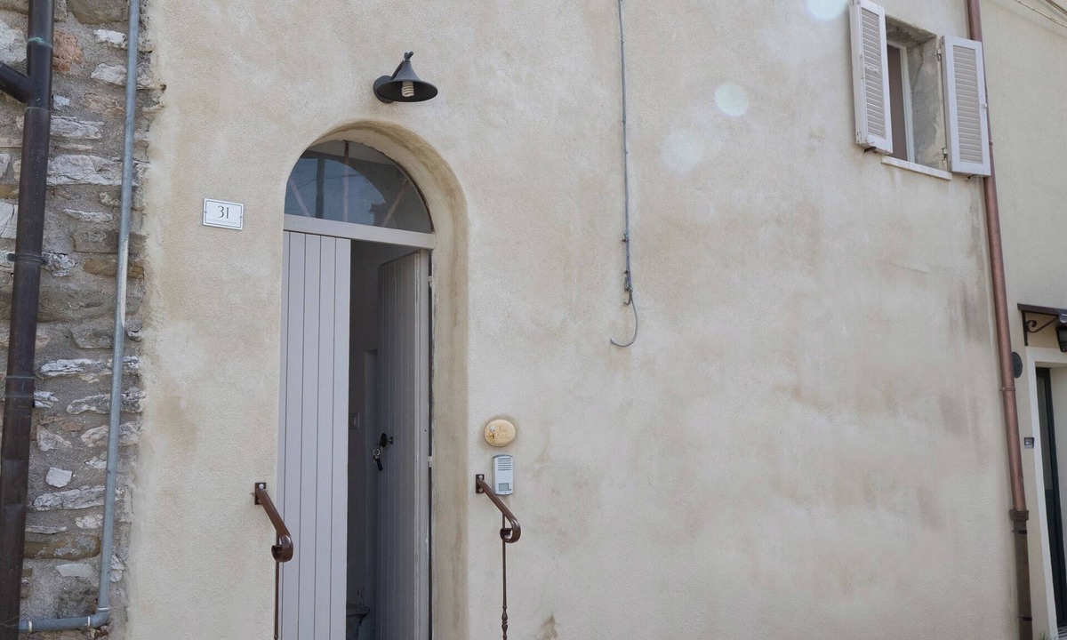 Serra Sant'Abbondio House | METILDE HOUSE
