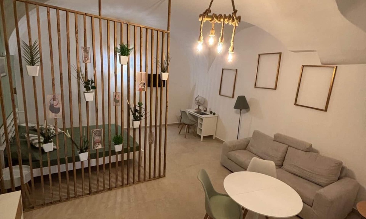 Bagnoli Apartment | Metro Hause