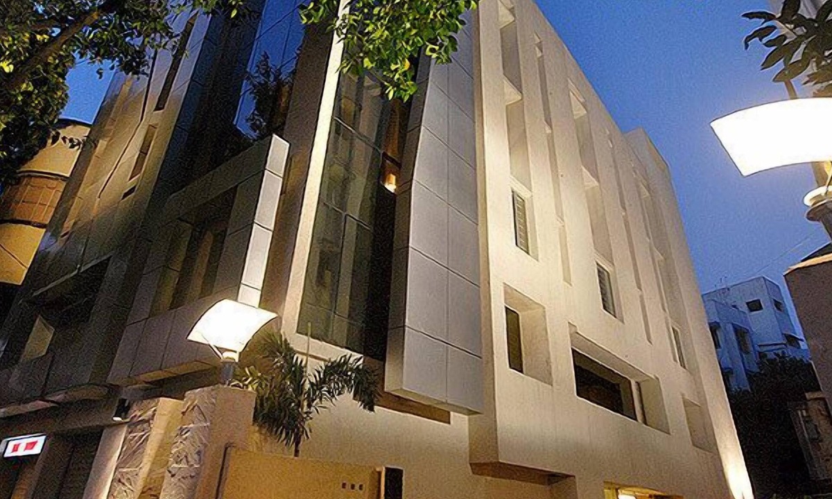 Ballygunge Hotel | Metropole