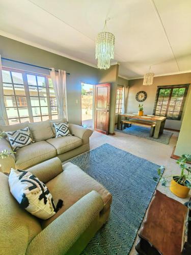 Harrismith Apartment | Meya B