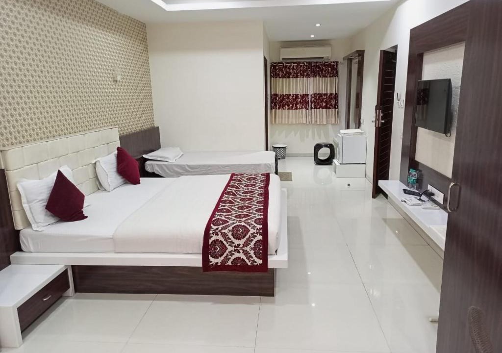 Central Chennai Hotel | MG Residency