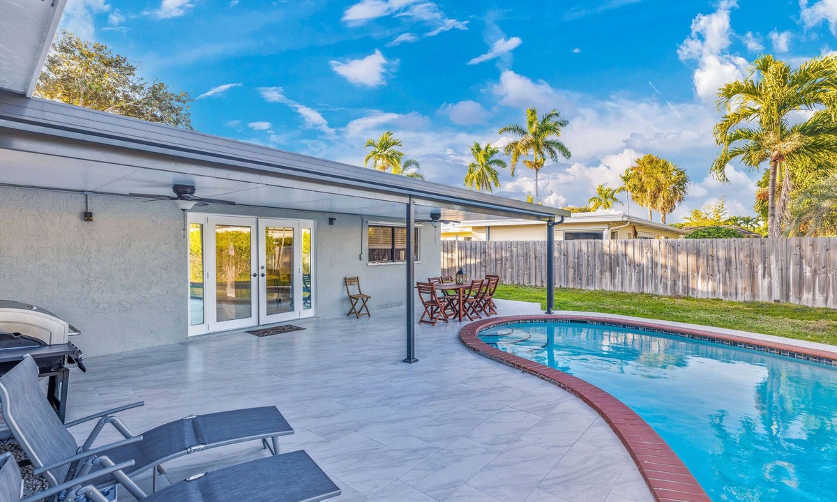 Imperial Point House | "MIA GETAWAY!" 4BR 2100Sqft in Fort Lauderdale