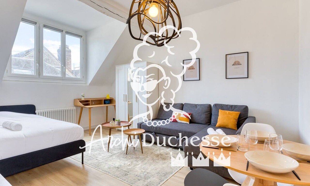 Quartier Vieux Marche-Cathedrale Apartment | Mia : Studio cosy proche place du Vieux Marché