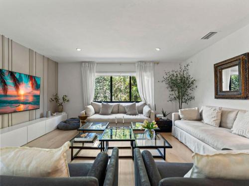 Westchester House | Miami GEM