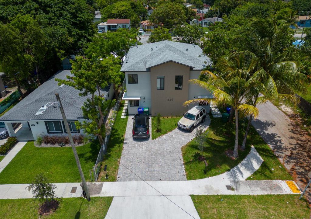 Liberty City Apartment | Miami Luxury 5BD Home! Next to Wynwood & Design district