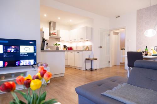 Oldenburg Apartment | MiCasa OL - Deluxe Apartment mit Stil - Stellplatz - WLAN - Terrasse - E Ladesäule 100 Meter entfernt