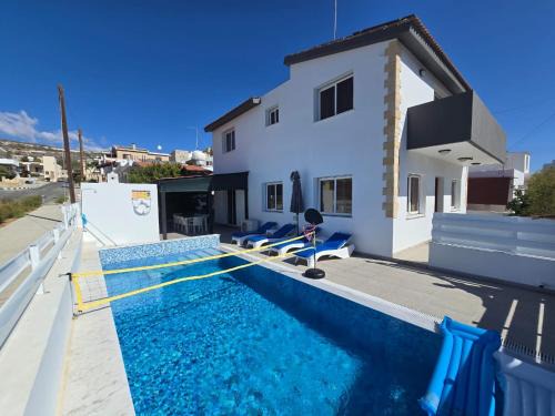 Koloni Villa | Michael Angelo Luxuri Villa 4 bedroom