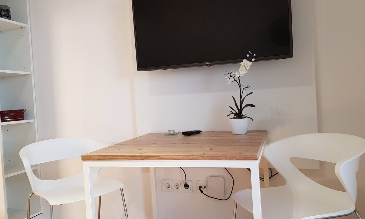 Riem Apartment | Micro apartment directly at the Messe München-Riem