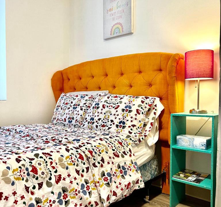 University District Apartment | Micro Studio Apartment in University District- 10 mins walk to University of WA