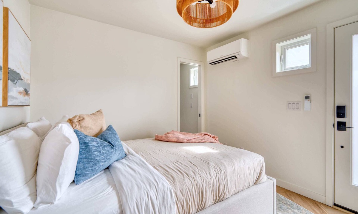 Alberta Arts District Apartment | Micro Studio in the Heart of Alberta Arts