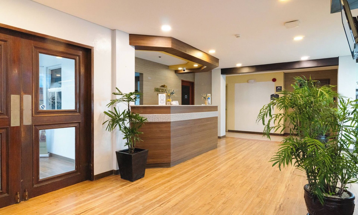 Santo Tomas Hotel | Microtel by Wyndham Batangas