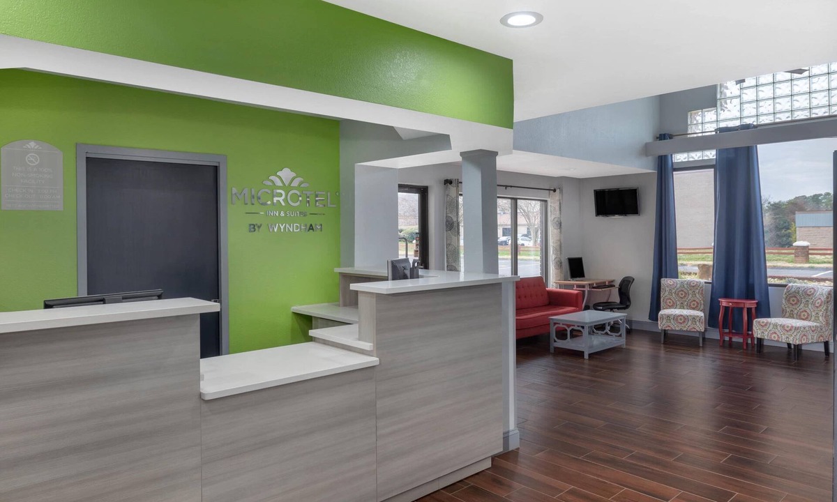 Cornelius Hotel | Microtel Inn by Wyndham Cornelius/Lake Norman